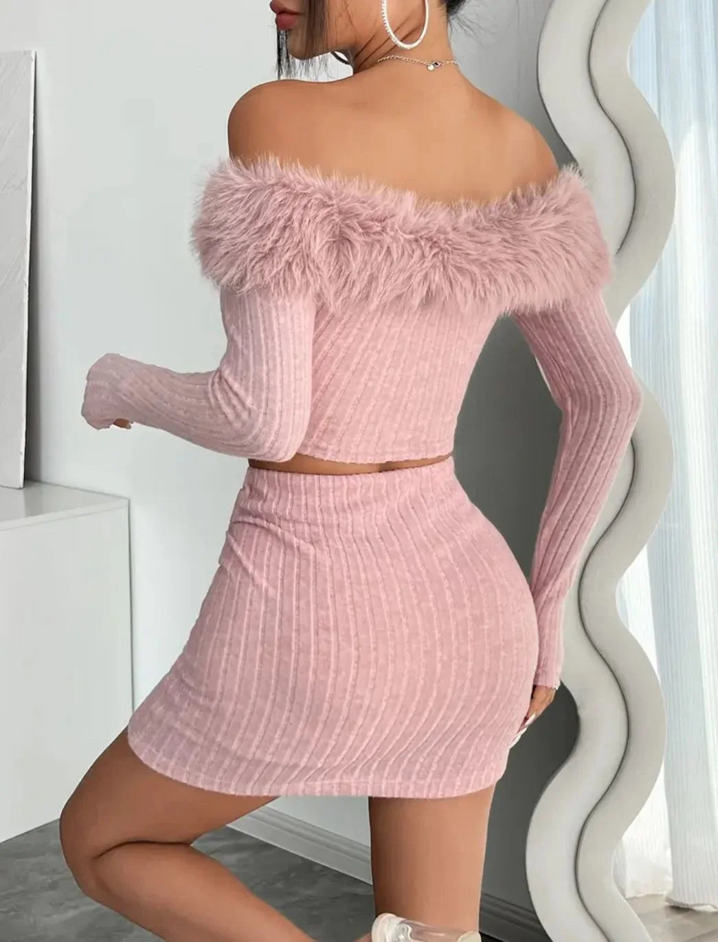 Ensemble Pull Court et jupe Fourrure Hivernale